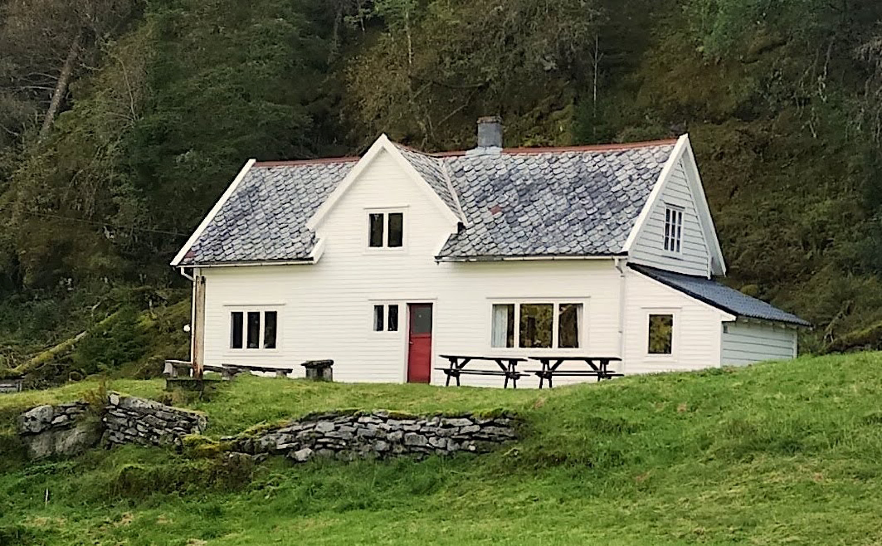 Bilete av Tirevollshuset teke i 2024.